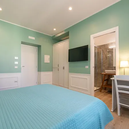 Daca Luxury 4* Neapel