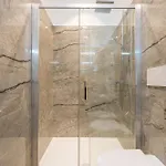Daca Luxury 4* נאפולי