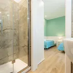 Daca Luxury לינה וארוחת בוקר 4*