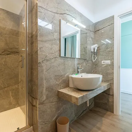 Daca Luxury 4* Napels