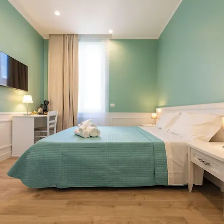 Daca Luxury נאפולי