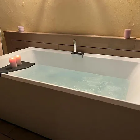 Bed and Breakfast Daca Luxury